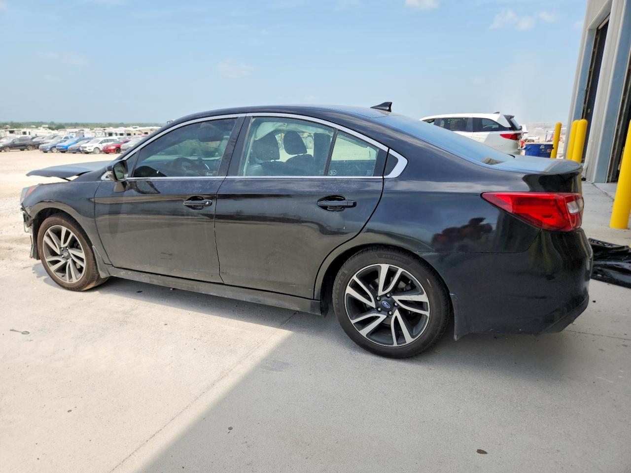 2018 SUBARU LEGACY