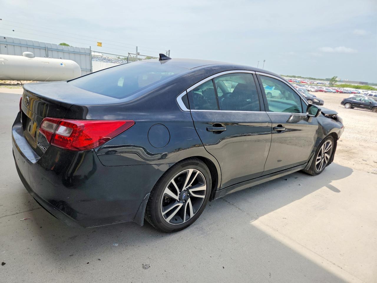 2018 SUBARU LEGACY