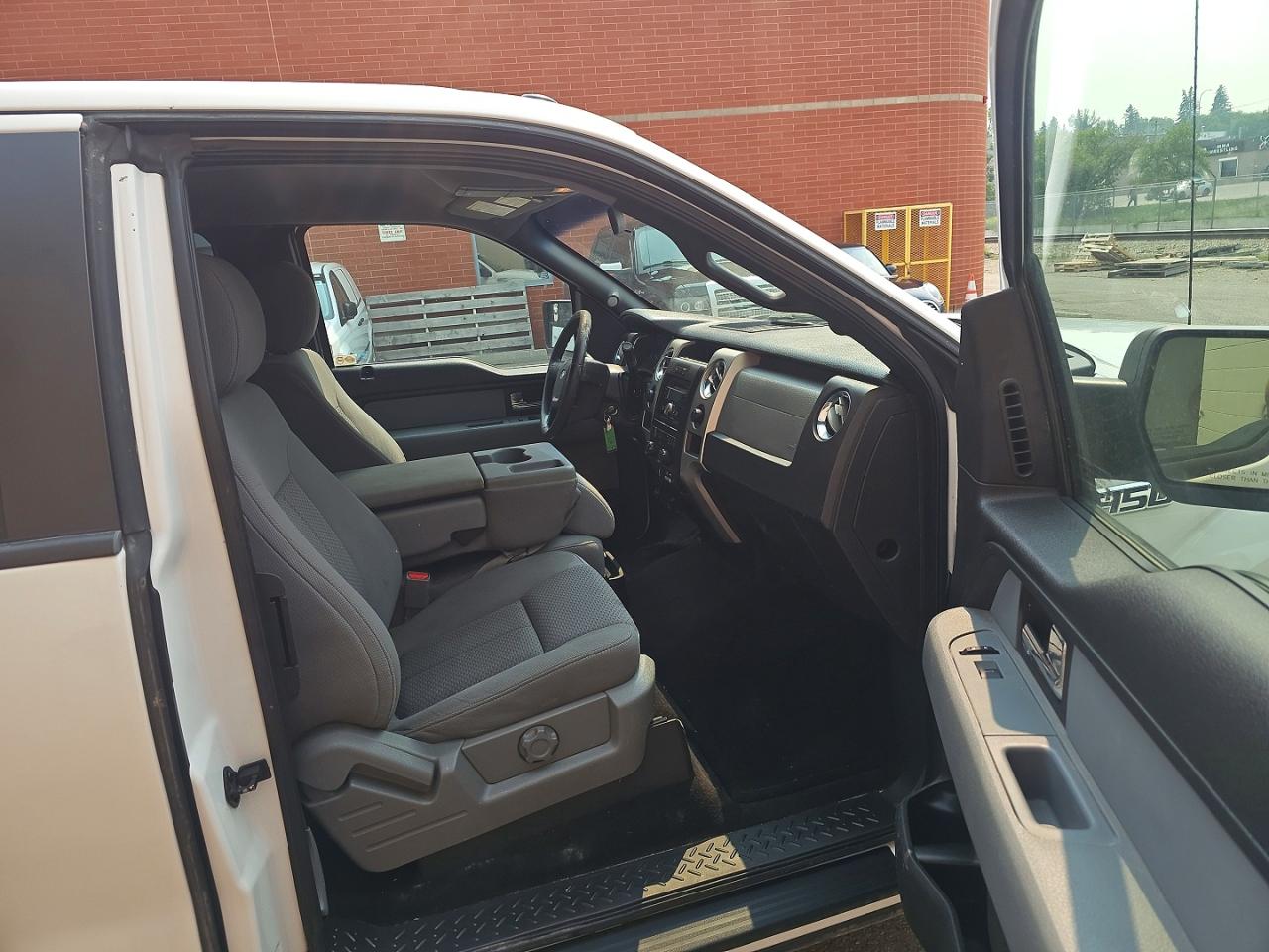 2014 FORD F150