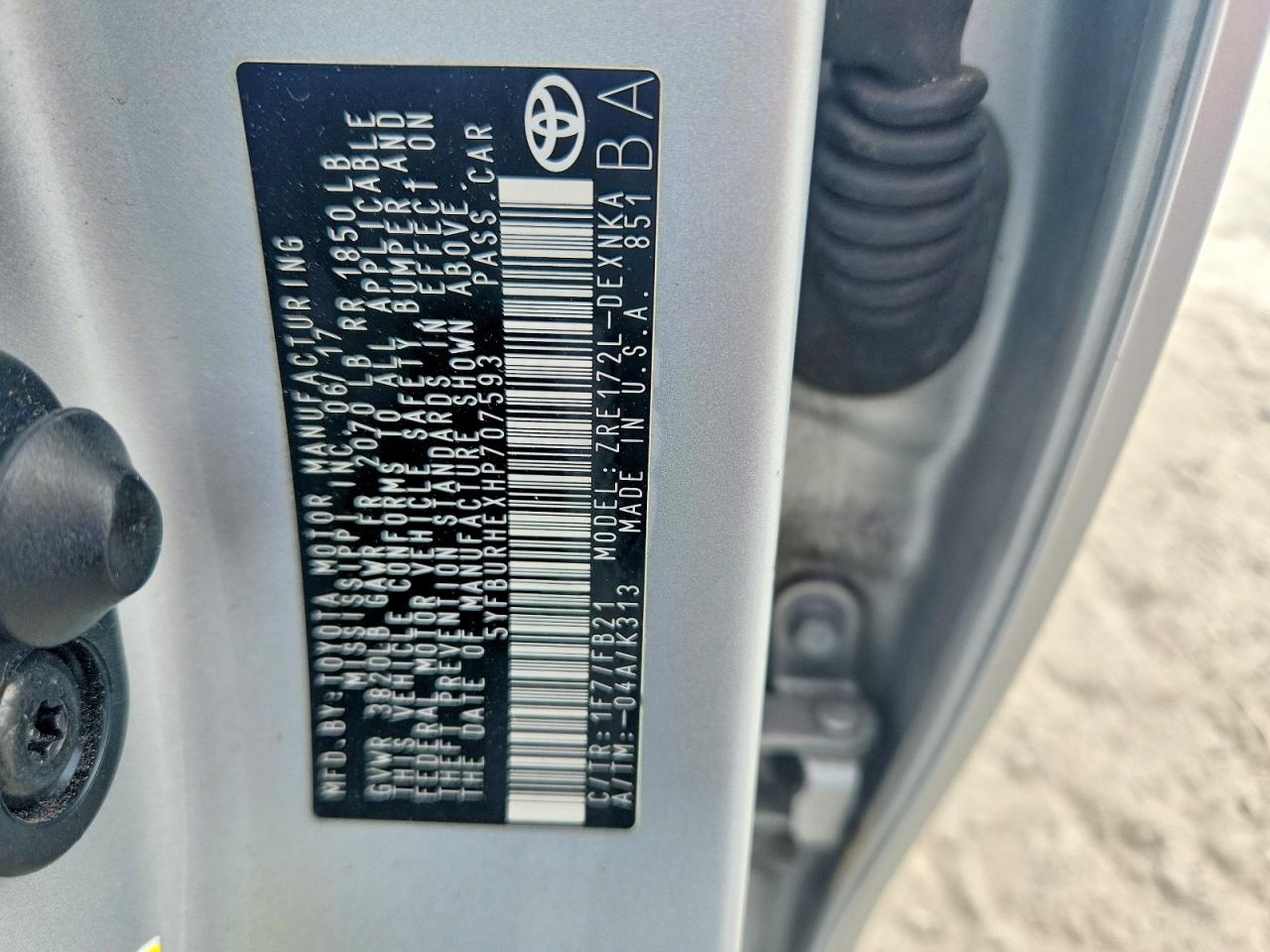 2017 TOYOTA COROLLA