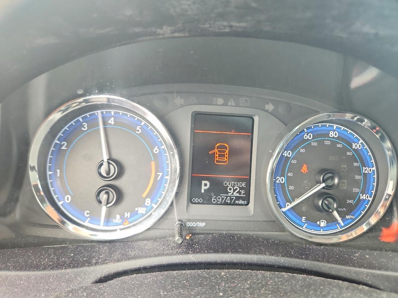 2017 TOYOTA COROLLA