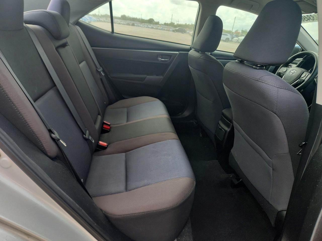 2017 TOYOTA COROLLA