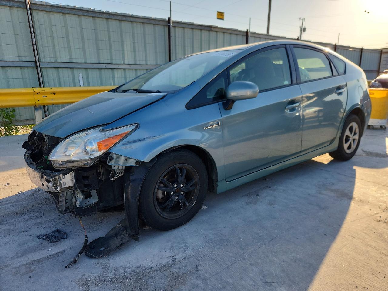 2015 TOYOTA PRIUS