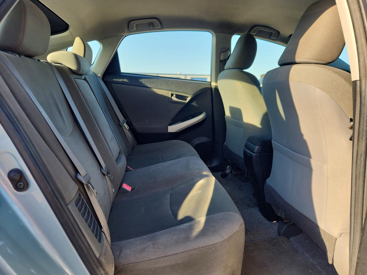 2015 TOYOTA PRIUS
