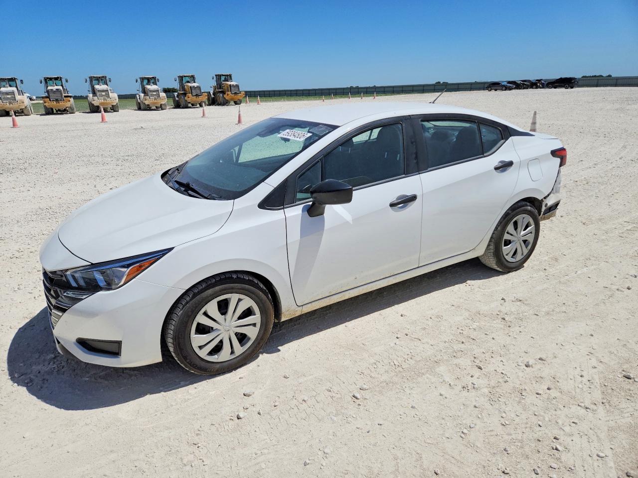 2023 NISSAN VERSA