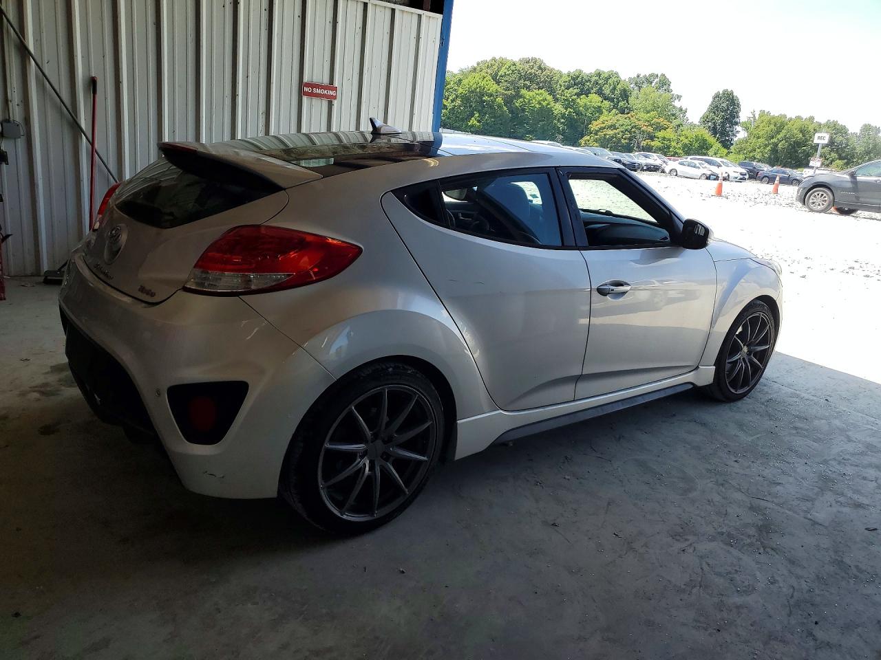 2016 HYUNDAI VELOSTER