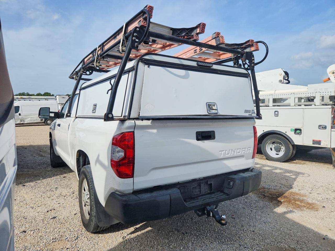 2020 TOYOTA TUNDRA