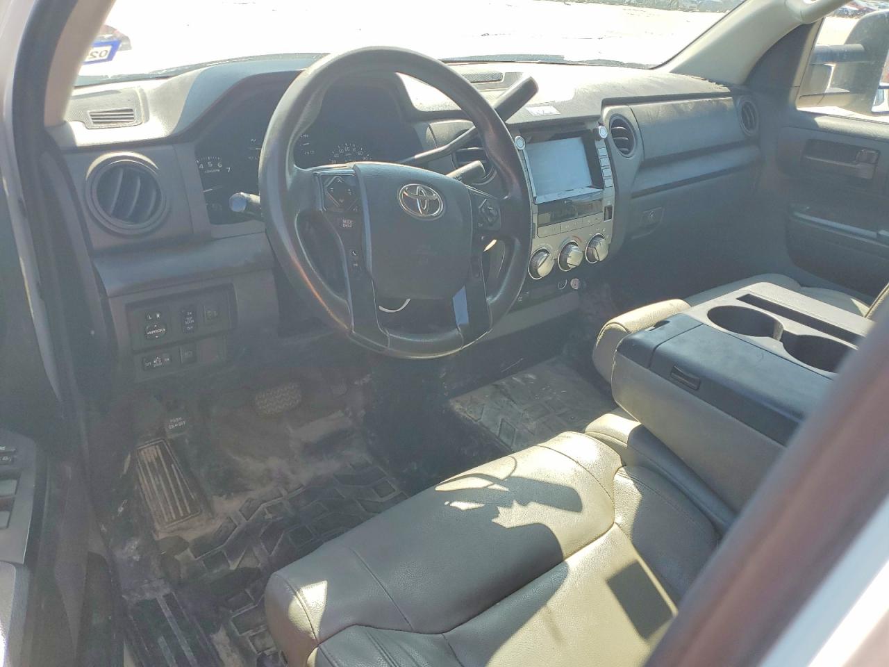 2020 TOYOTA TUNDRA