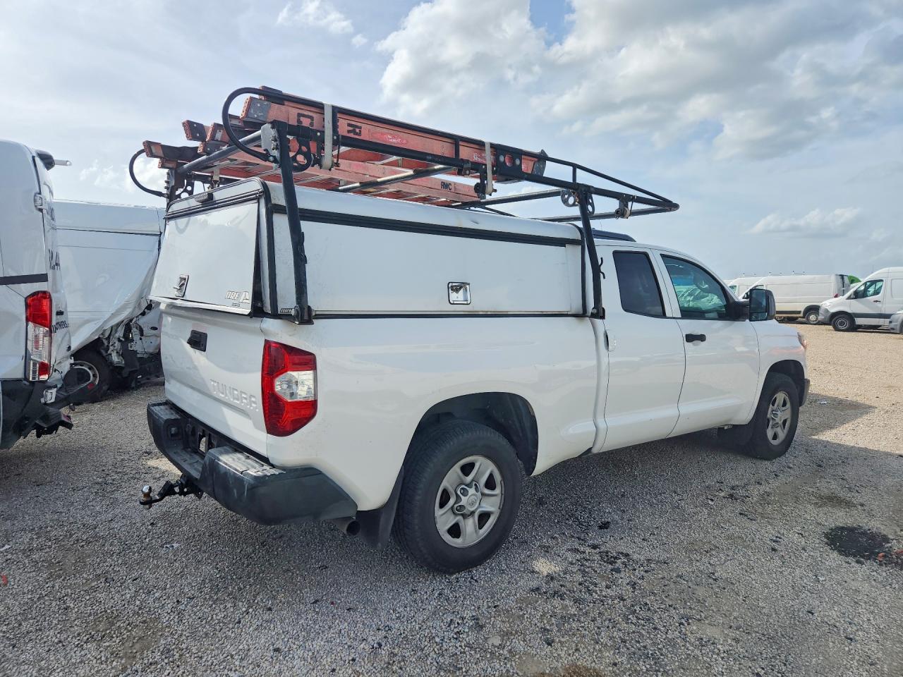2020 TOYOTA TUNDRA