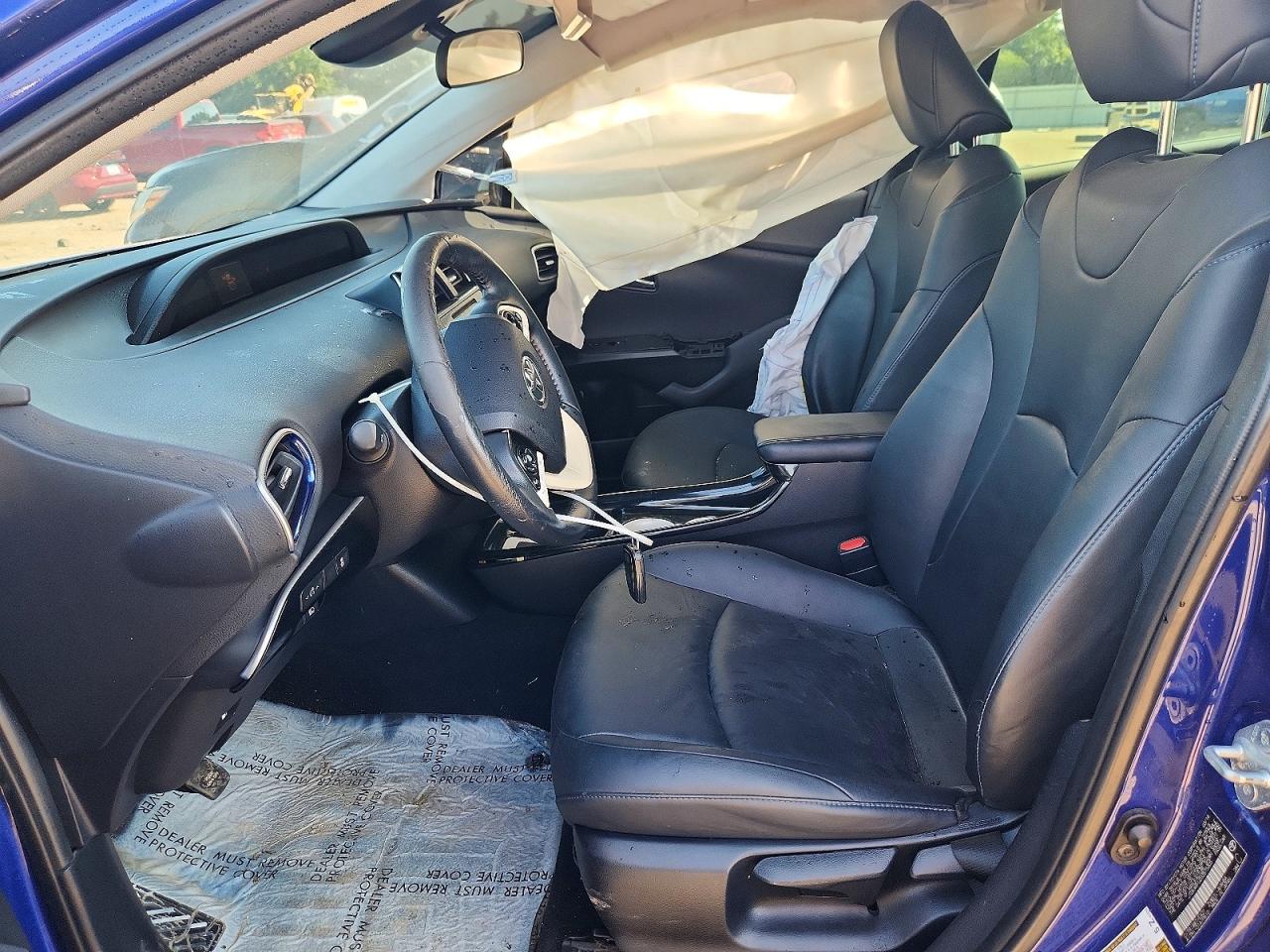 2016 TOYOTA PRIUS