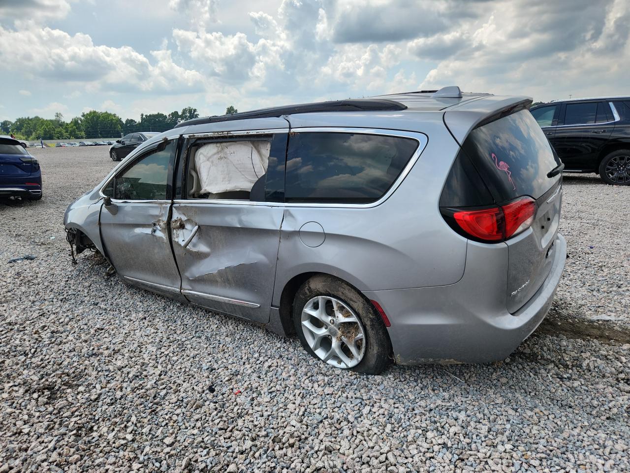 2017 CHRYSLER PACIFICA
