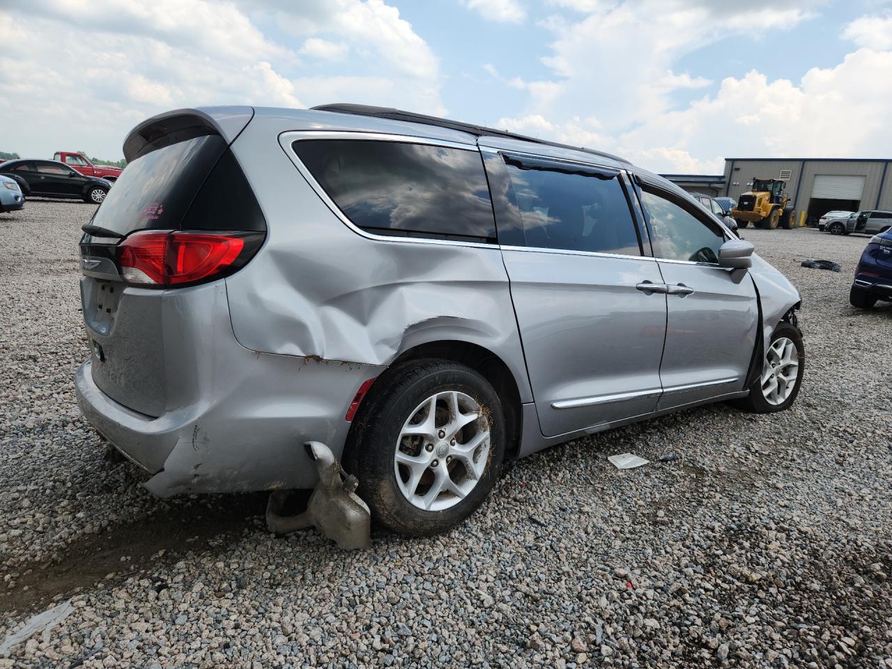 2017 CHRYSLER PACIFICA
