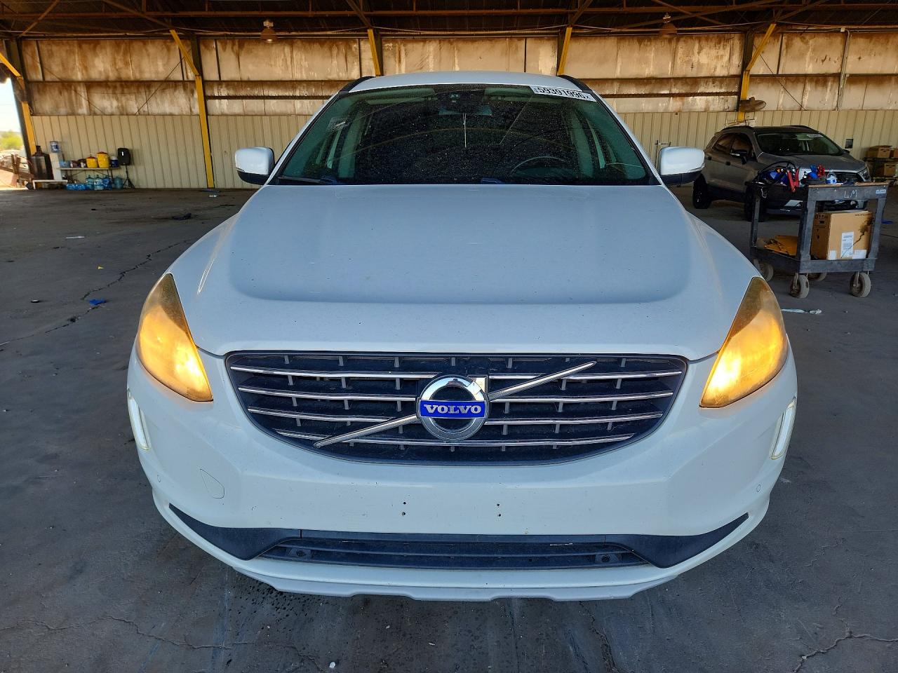 2016 VOLVO XC60