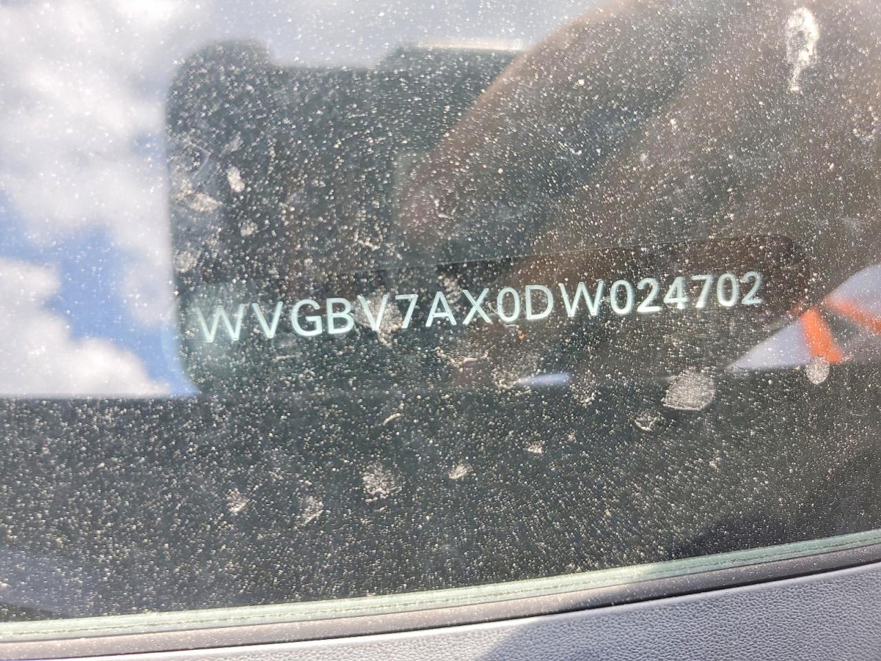 2013 VOLKSWAGEN TIGUAN