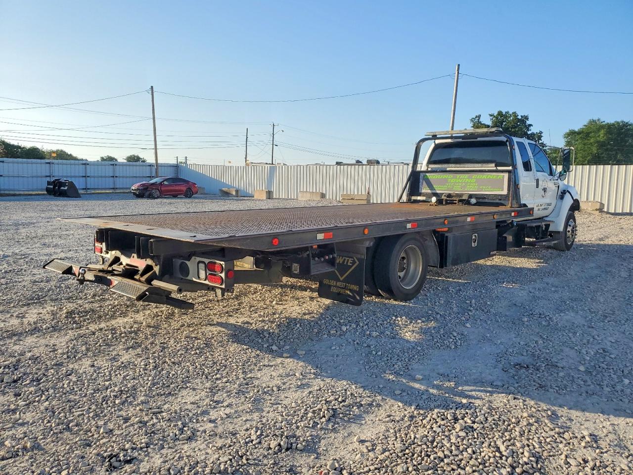 2011 FORD F650