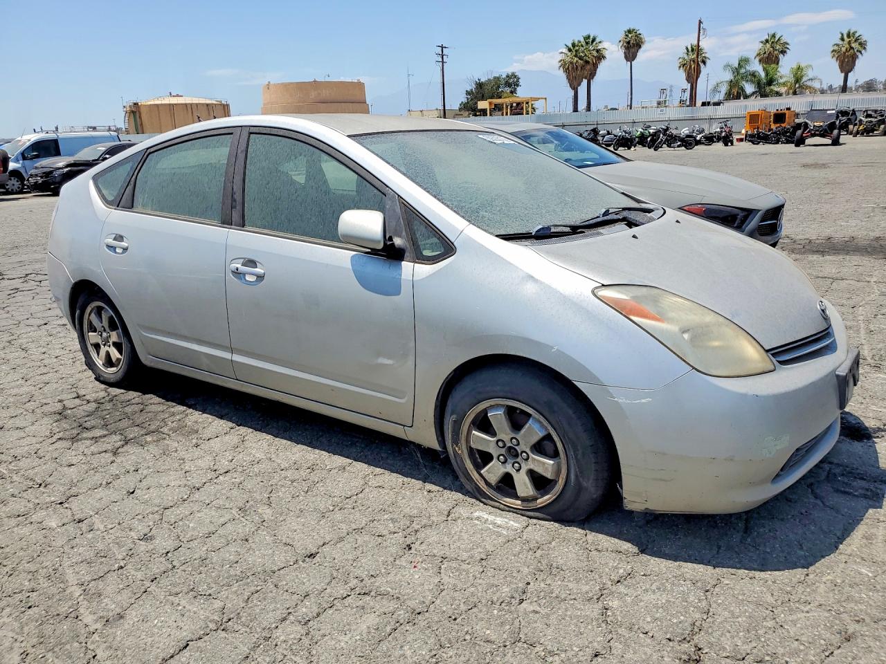 2004 TOYOTA PRIUS BASE