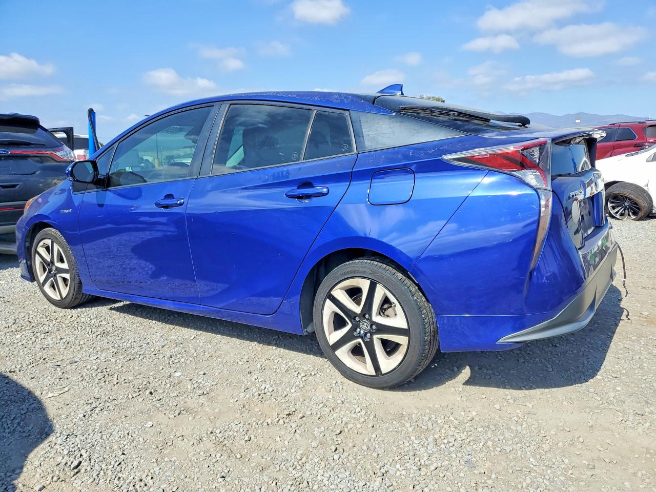 2016 TOYOTA PRIUS
