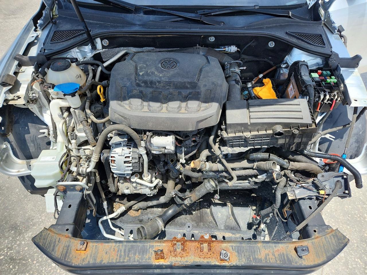 2018 VOLKSWAGEN PASSAT