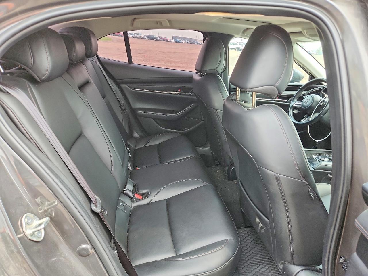 2019 MAZDA 3