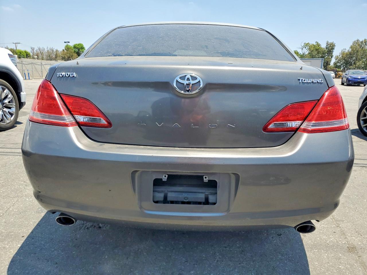 2006 TOYOTA AVALON
