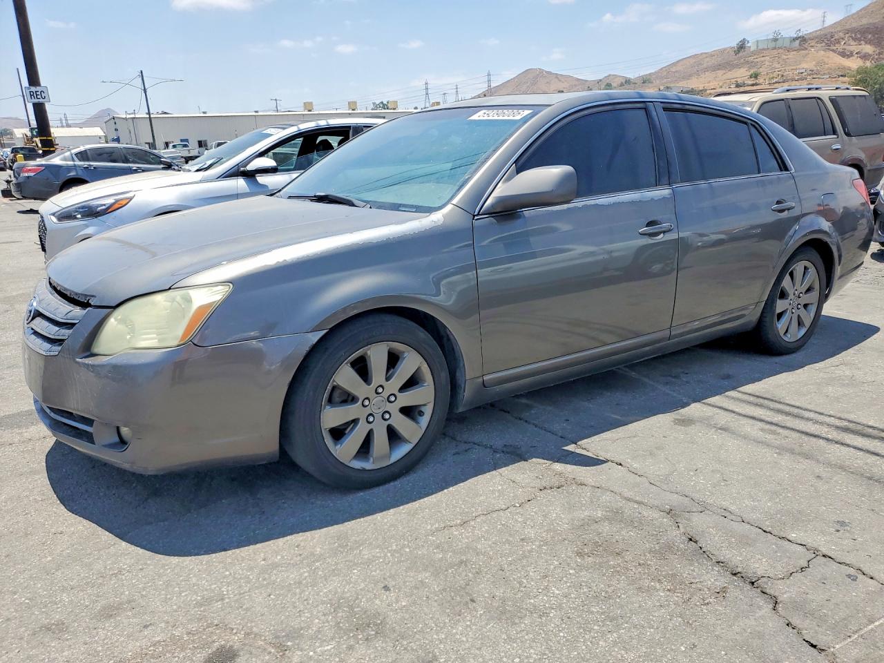 2006 TOYOTA AVALON