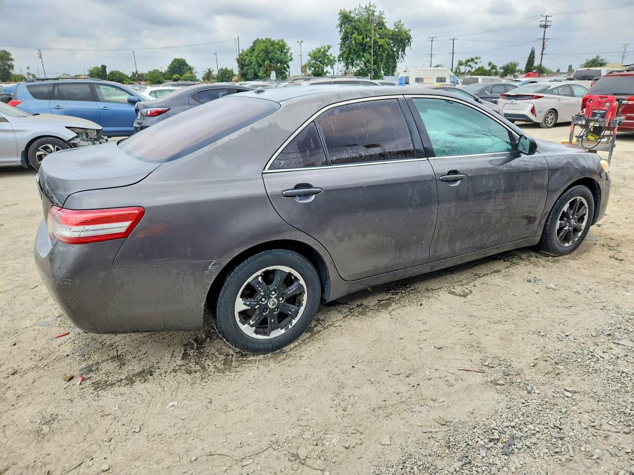 2010 TOYOTA CAMRY
