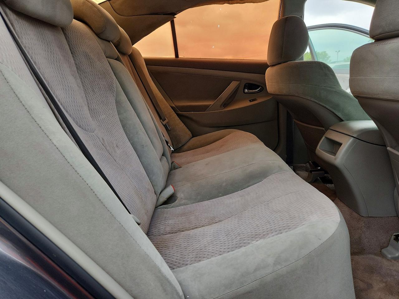2010 TOYOTA CAMRY