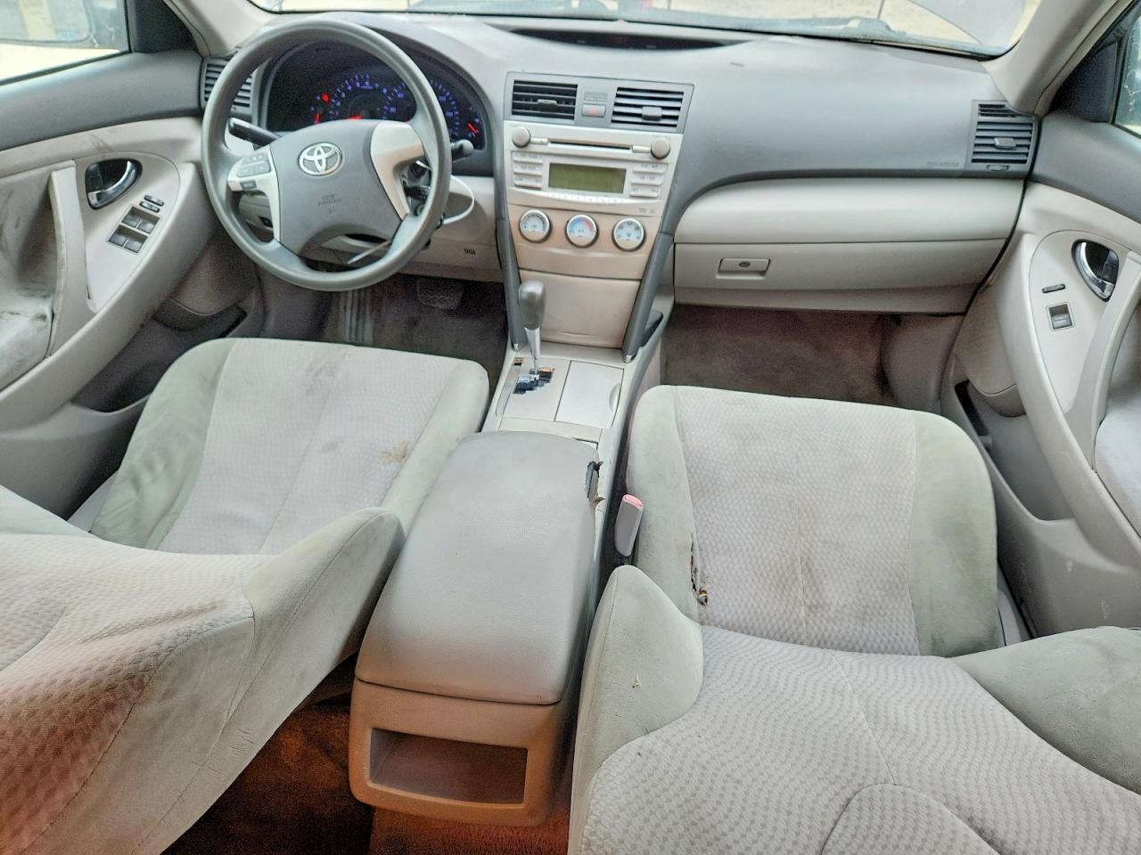2010 TOYOTA CAMRY