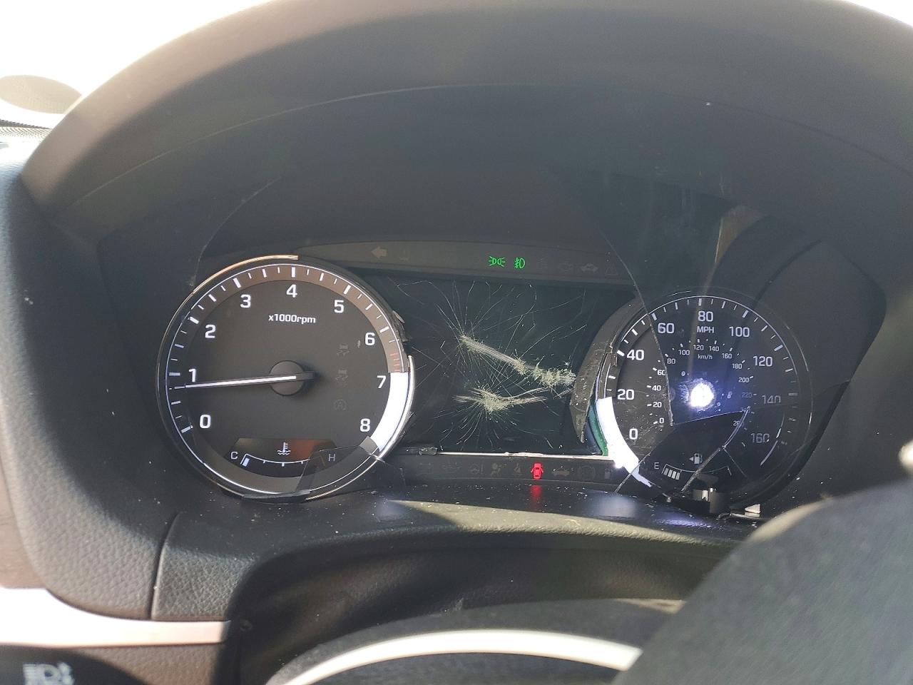 2015 HYUNDAI GENESIS