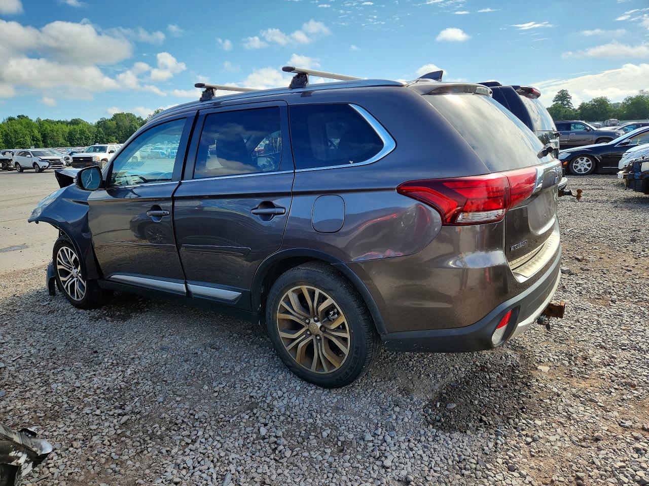2017 MITSUBISHI OUTLANDER
