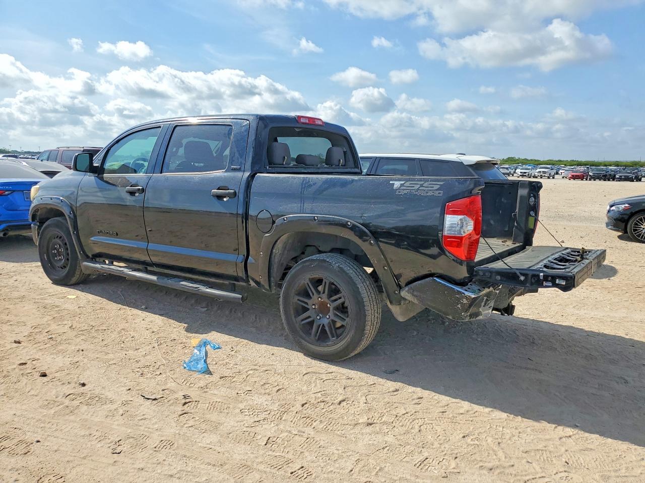 2018 TOYOTA TUNDRA