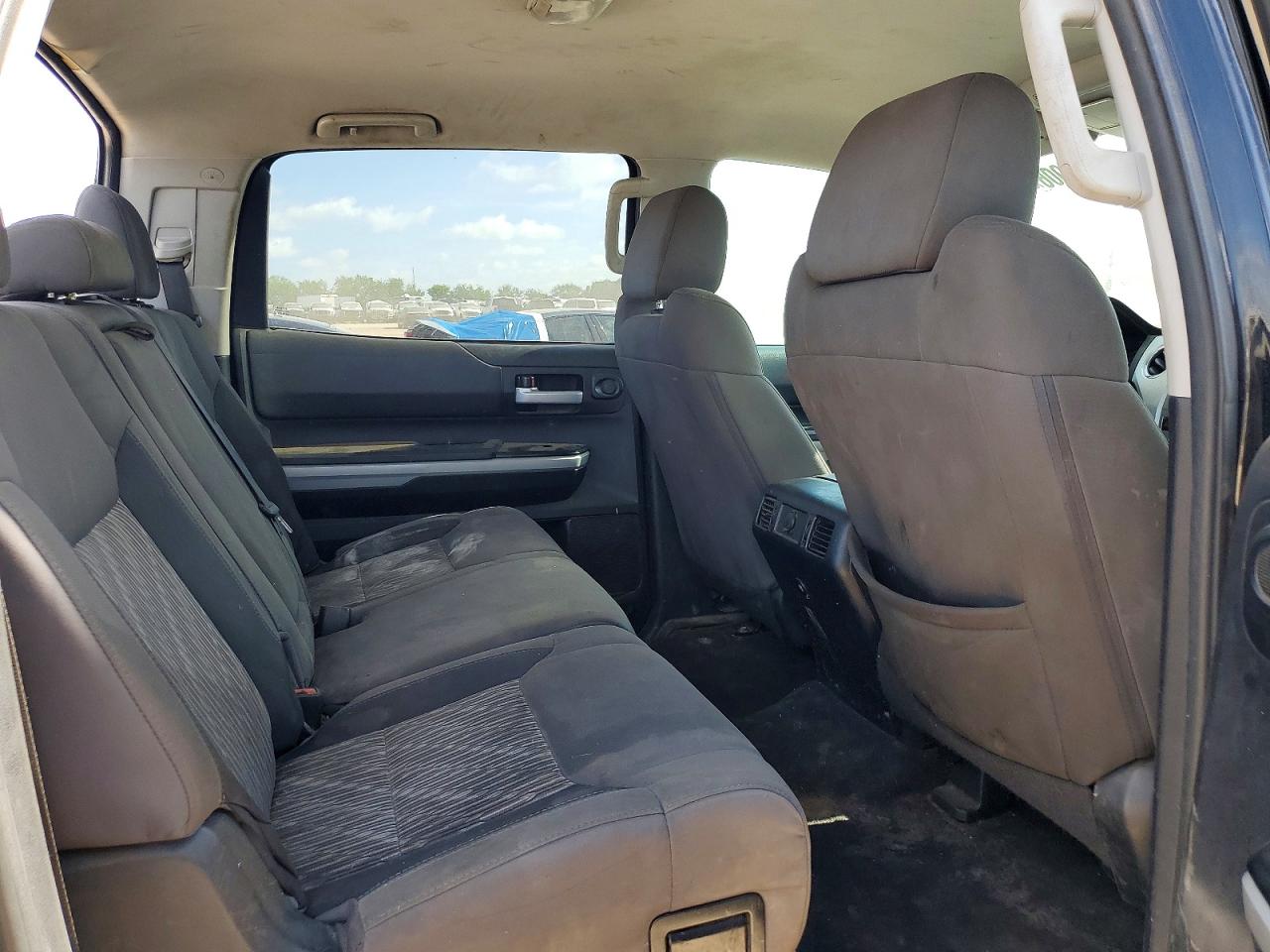 2018 TOYOTA TUNDRA