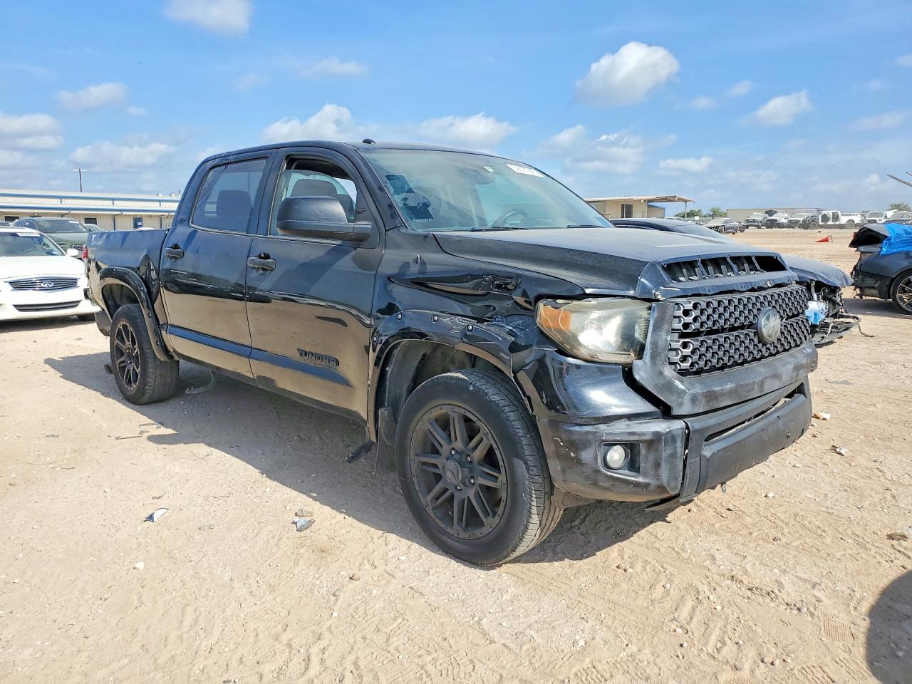 2018 TOYOTA TUNDRA
