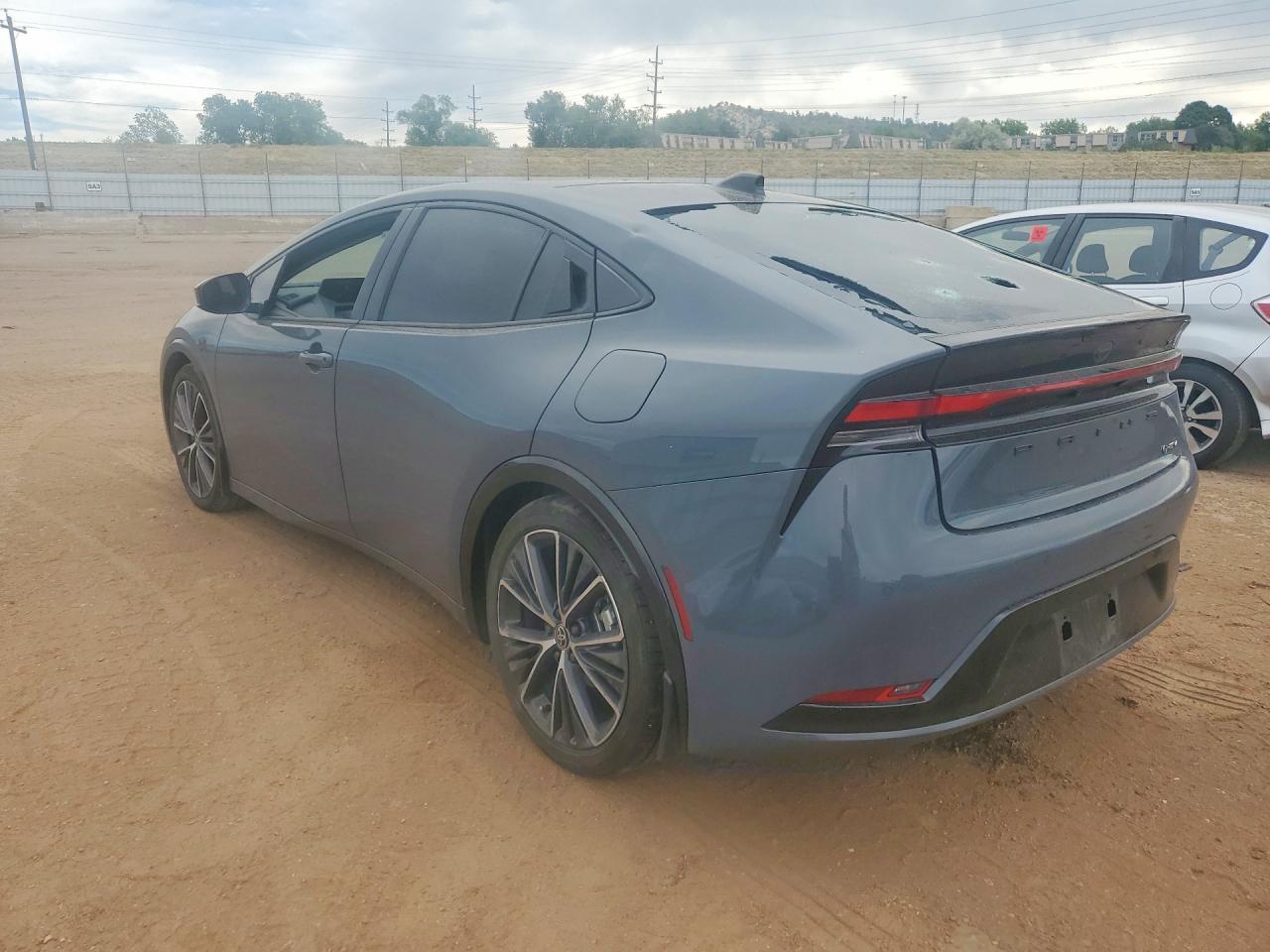 2024 TOYOTA PRIUS
