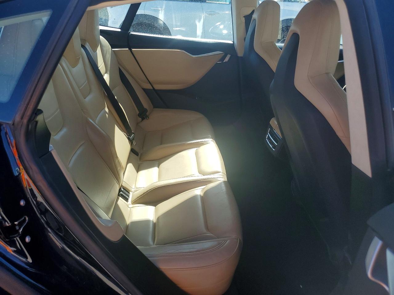 2015 TESLA MODEL S