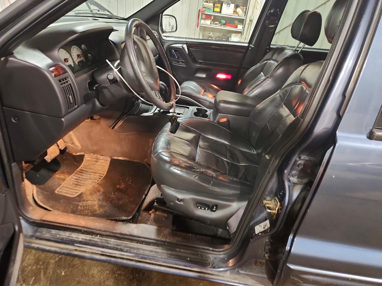 2001 JEEP CHEROKEE
