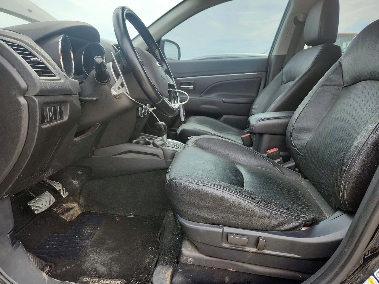 2016 MITSUBISHI OUTLANDER