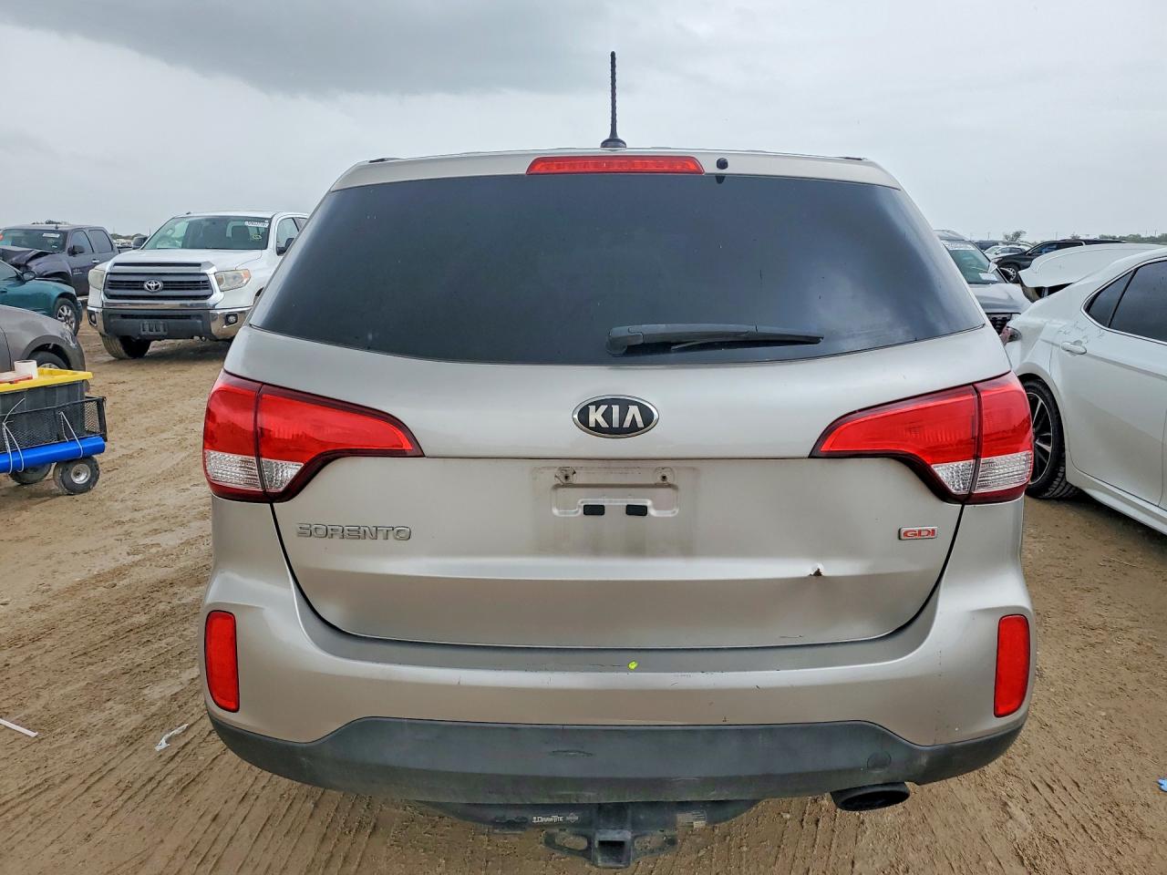 2015 KIA SORENTO