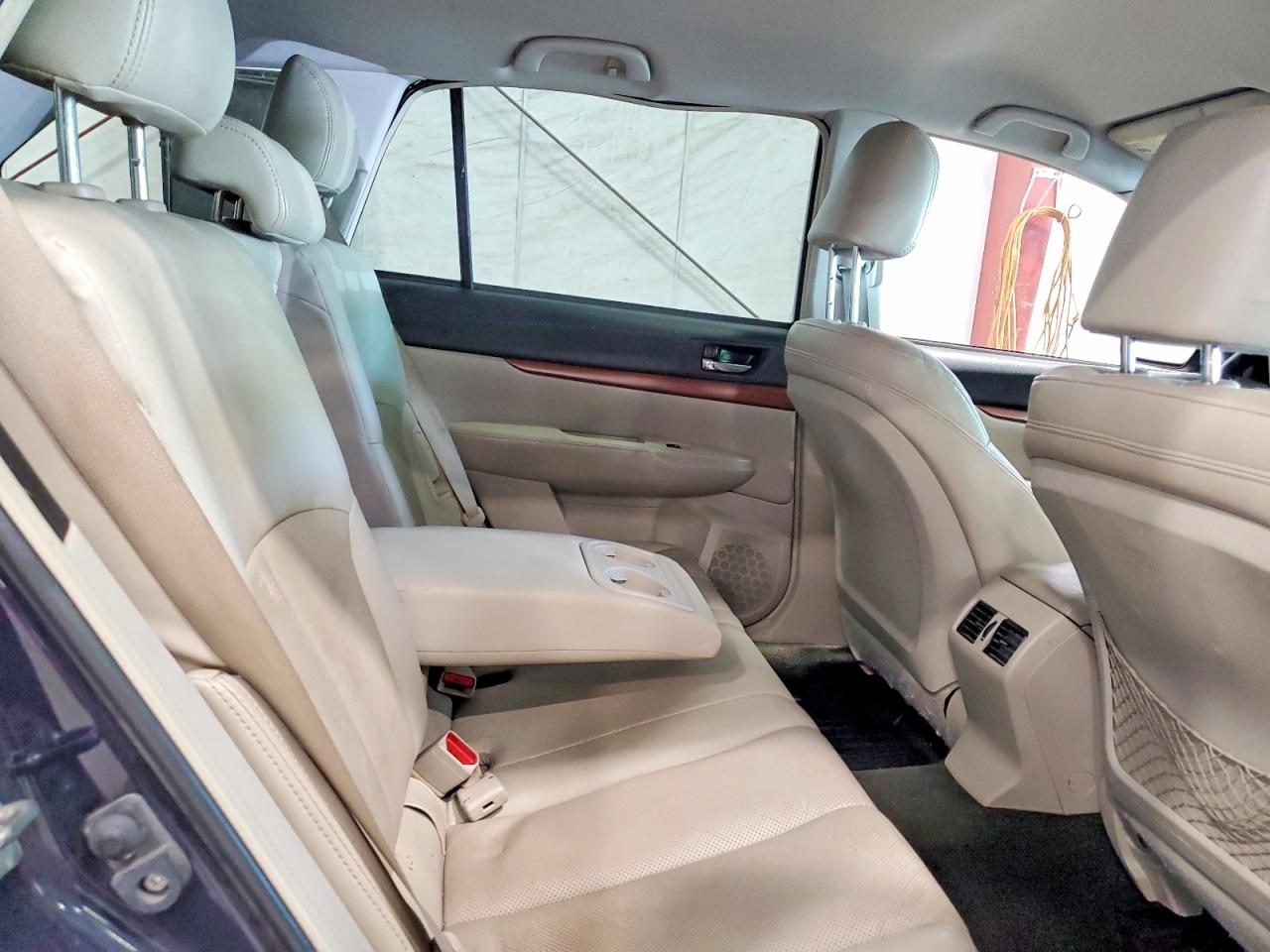 2013 SUBARU OUTBACK