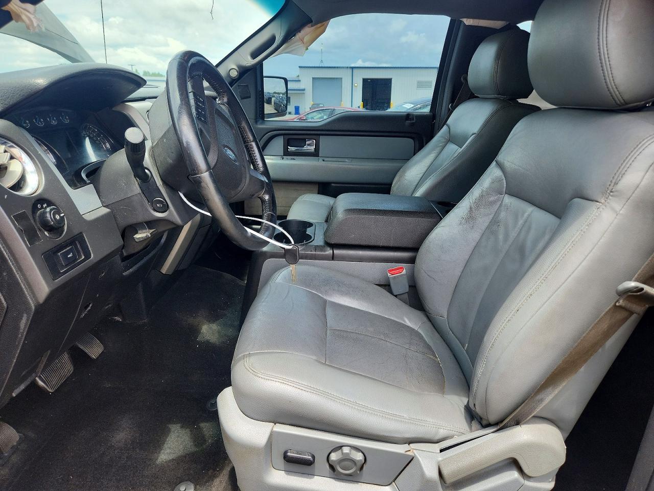 2014 FORD F150