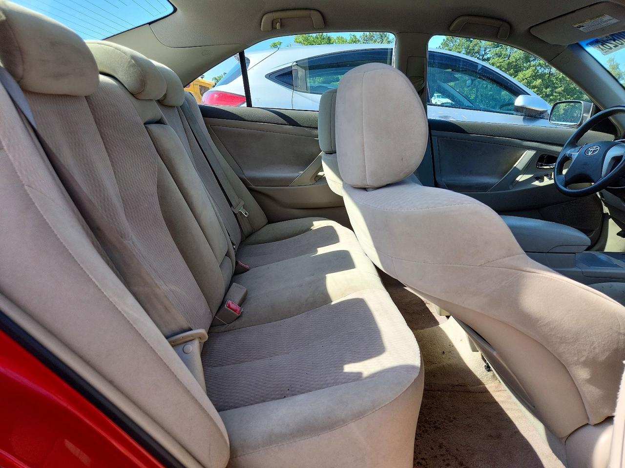 2010 TOYOTA CAMRY