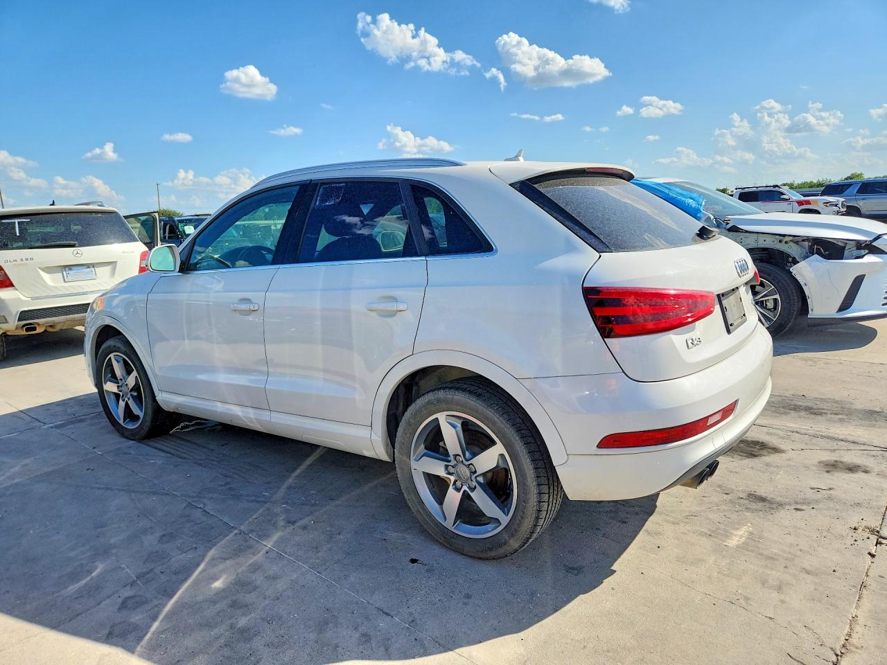 2015 AUDI Q3