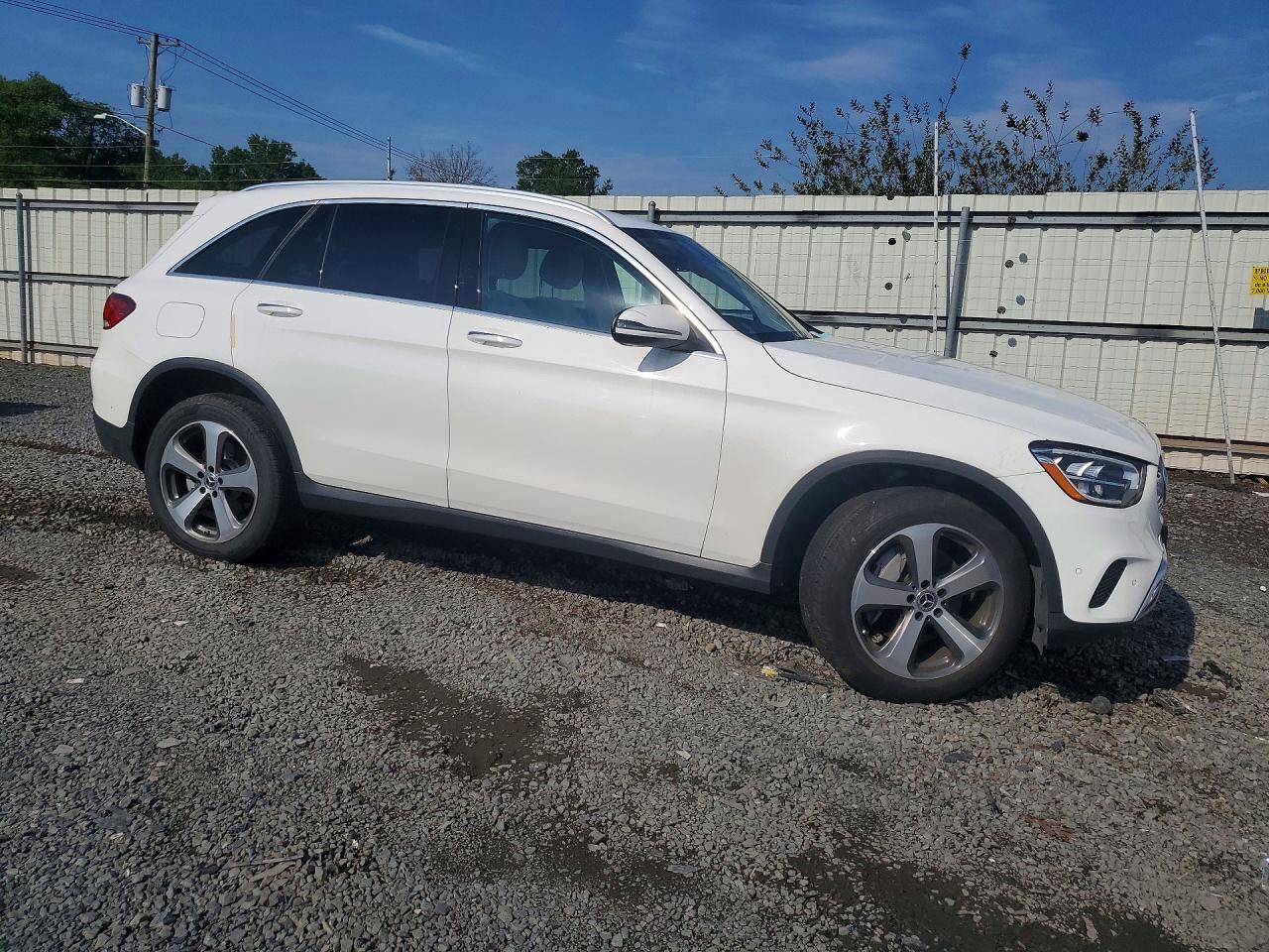 2022 MERCEDES-BENZ GLC-CLASS