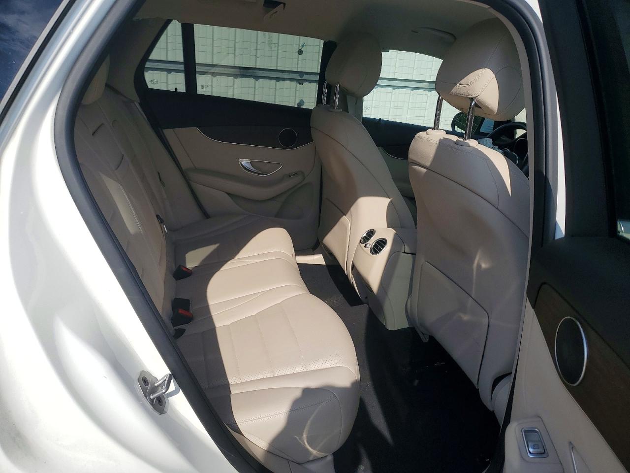 2022 MERCEDES-BENZ GLC-CLASS