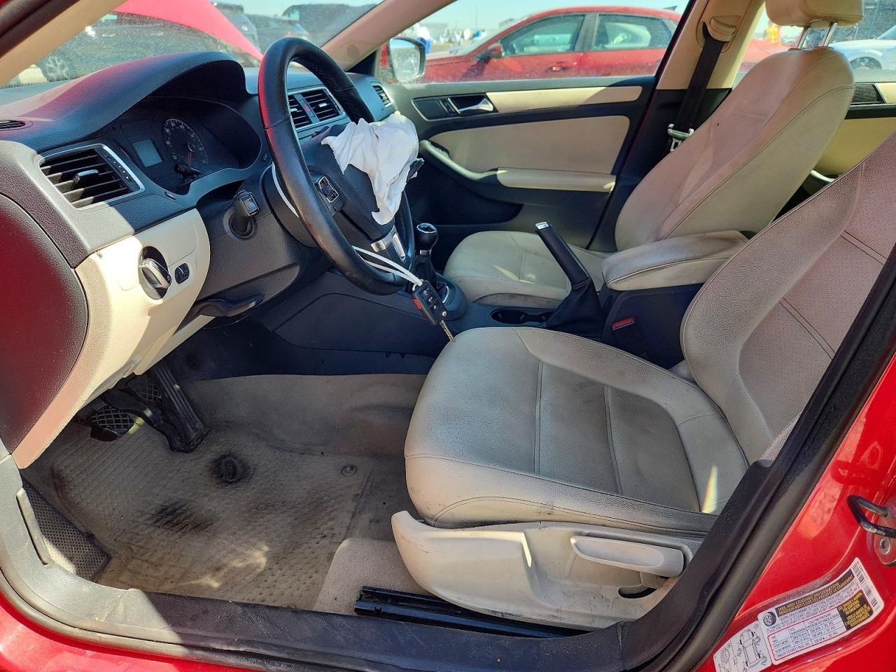 2011 VOLKSWAGEN JETTA