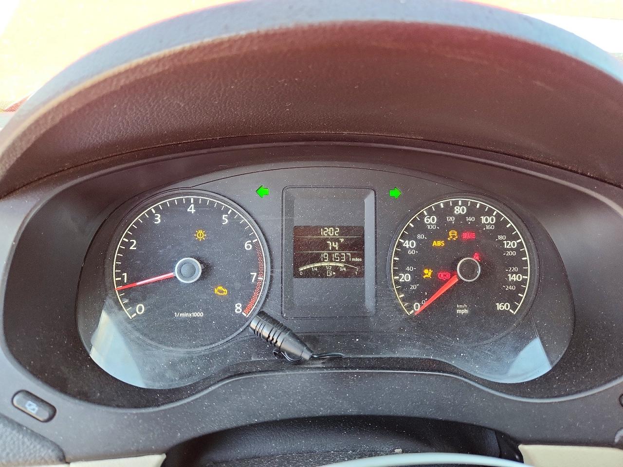 2011 VOLKSWAGEN JETTA