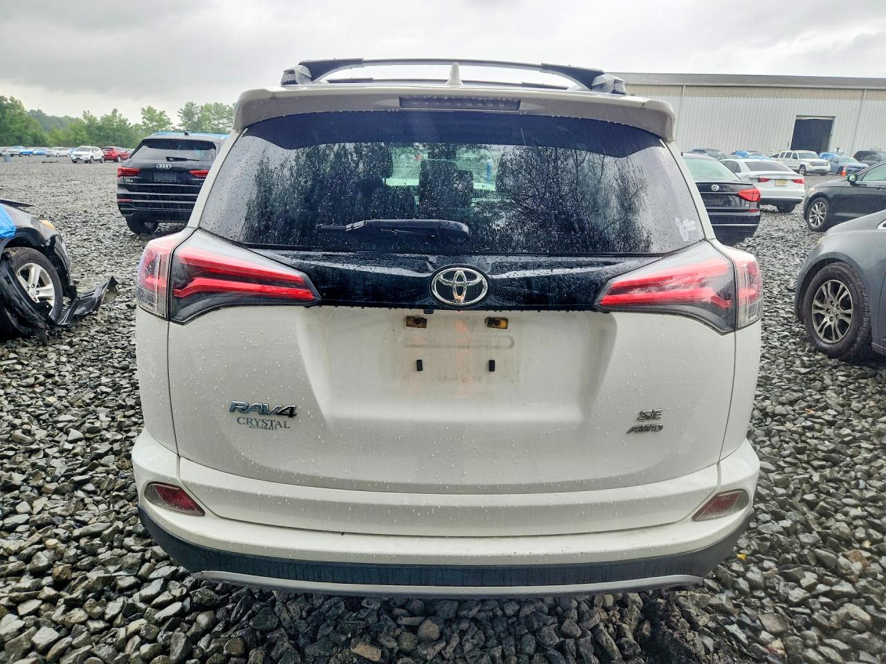 2016 TOYOTA RAV4