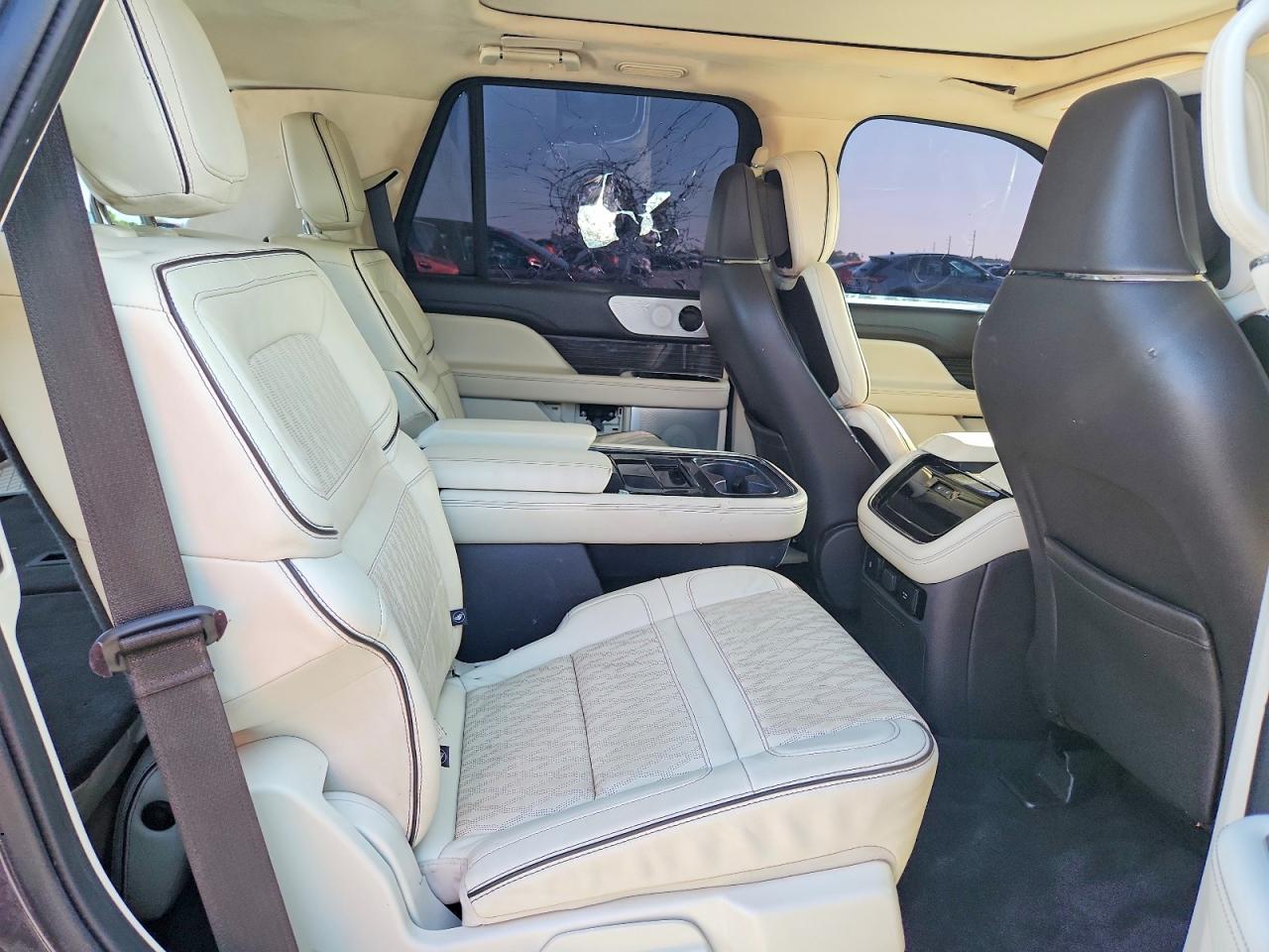 2023 LINCOLN NAVIGATOR