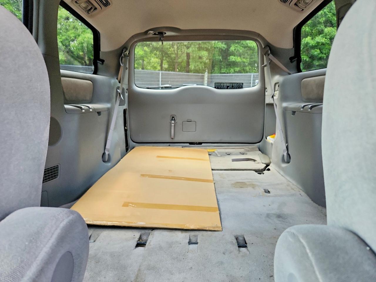 2010 TOYOTA SIENNA
