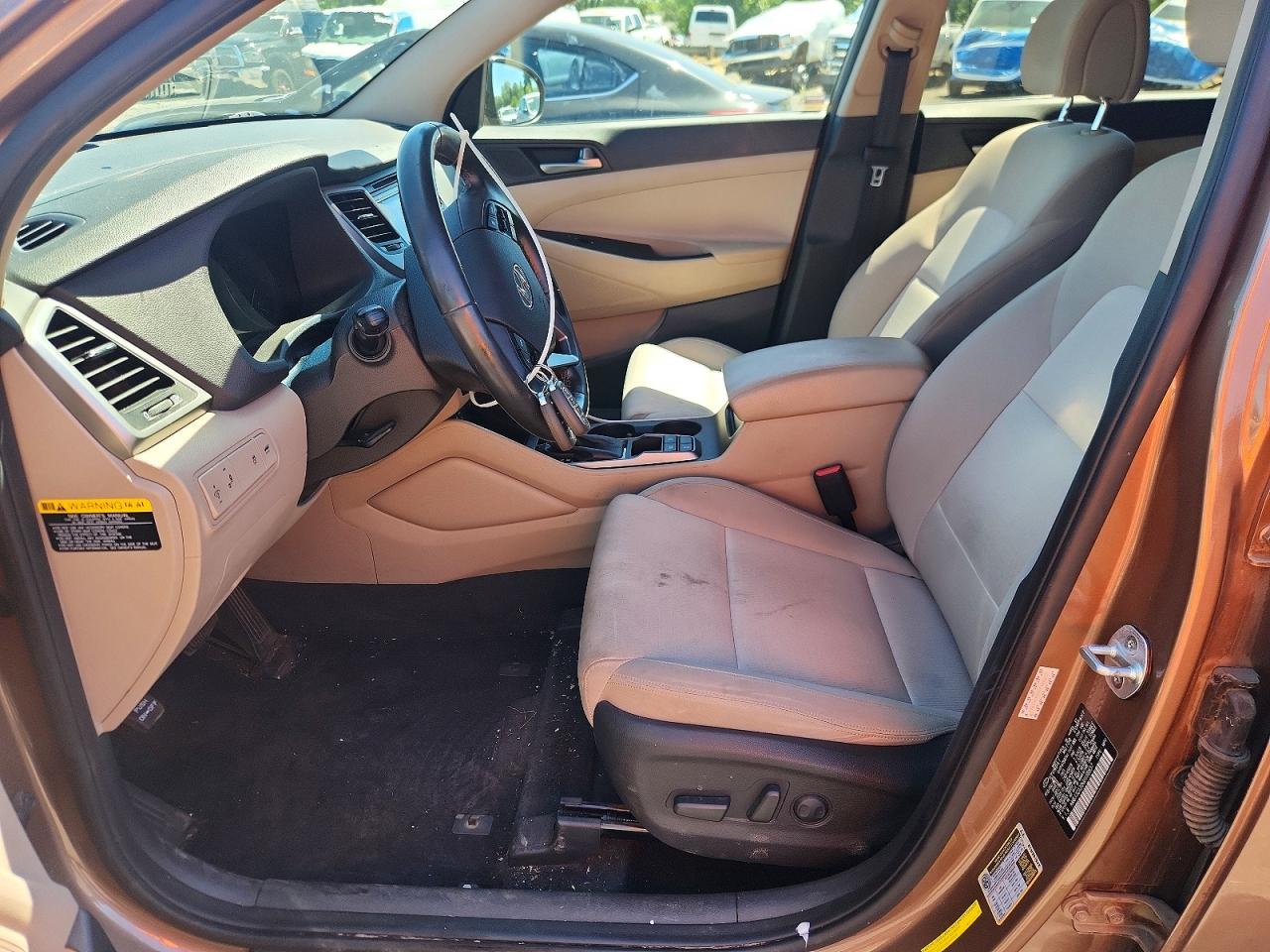 2016 HYUNDAI TUCSON